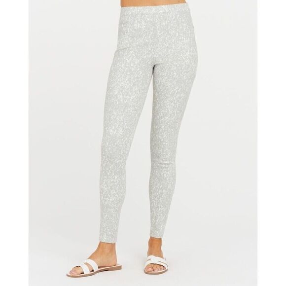 Spanx 20018R Women's Sz Medium Speckled Gray Jean-ish Ankle Legging Jeggings - Picture 1 of 8